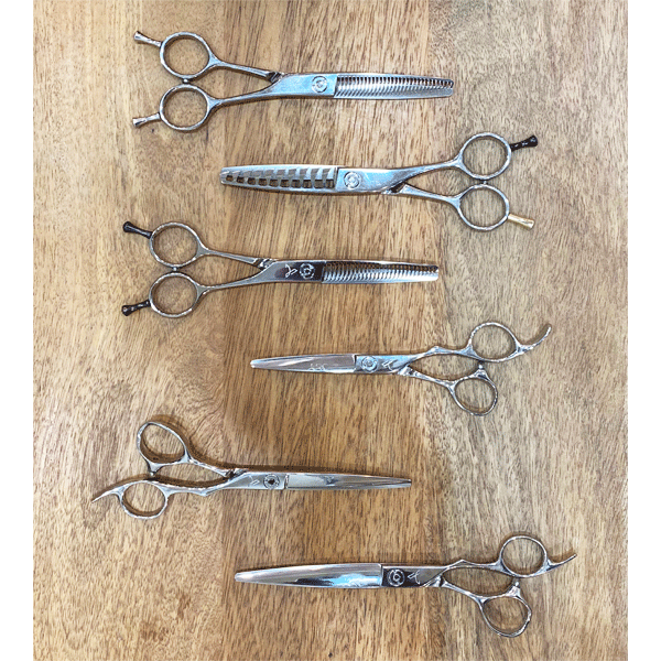 WHY YOU SHOULD HAVE MULTIPLE SCISSORS IN YOUR TOOL KIT – ARC™ Scissors